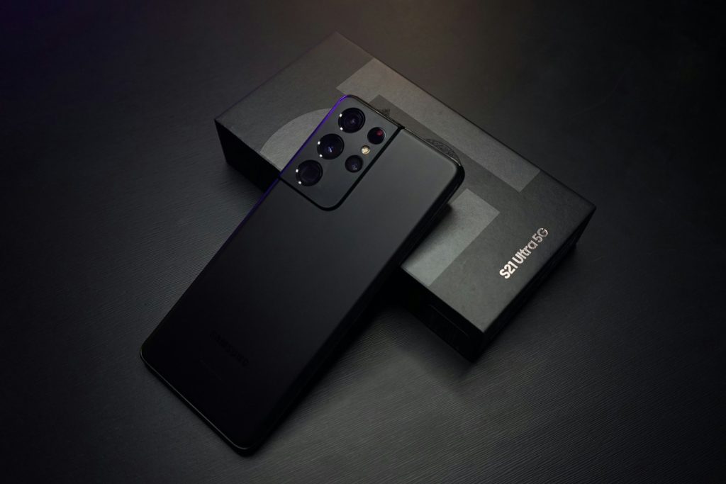 Galaxy S21: Desempenho de ponta em um design compacto e elegante