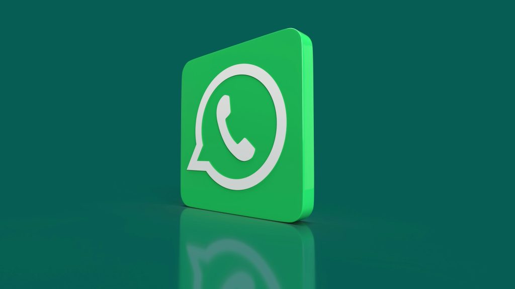 WhatsApp no Brasil: Da Privacidade Social à Revolução Financeira com o Pix